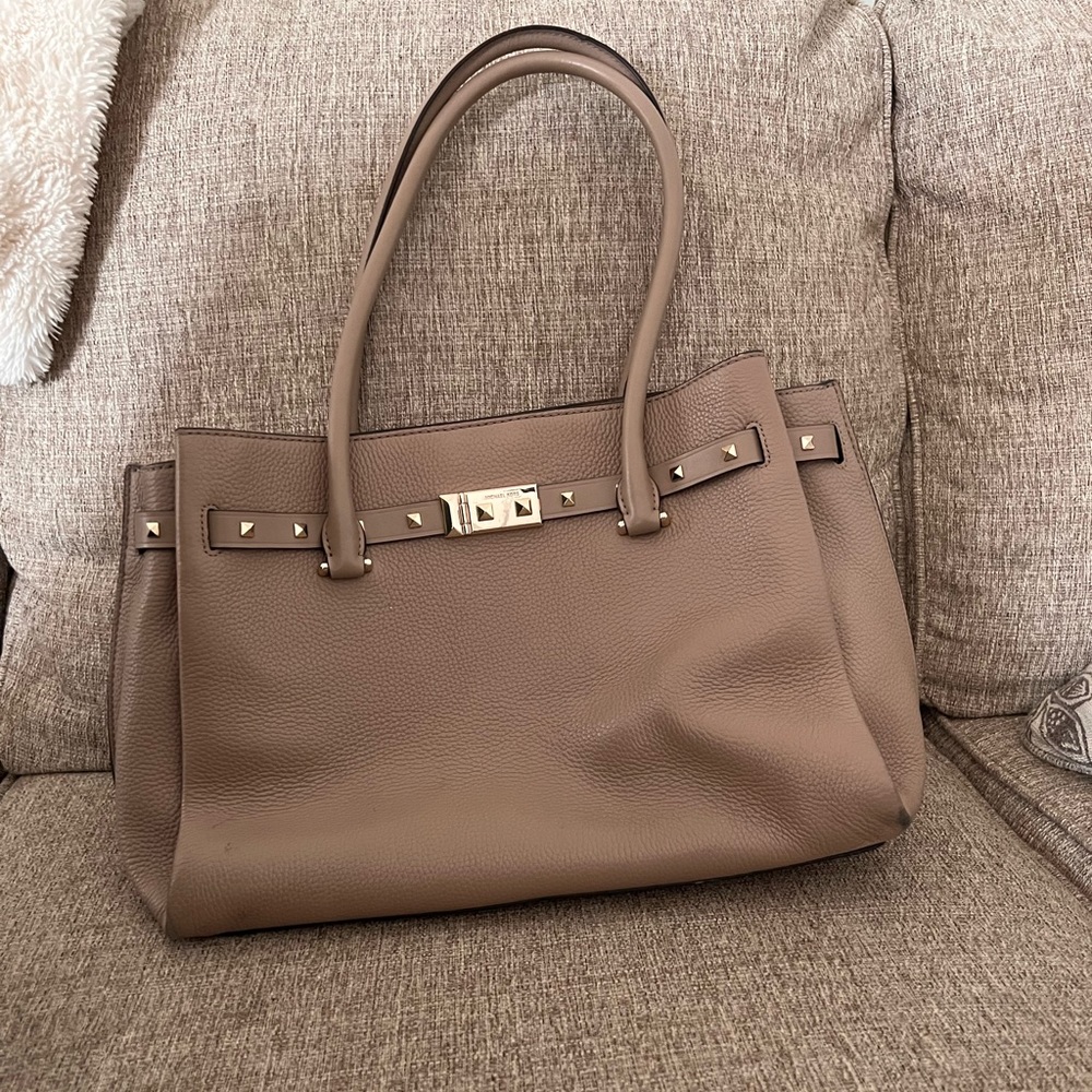 Tan Michael kors purse